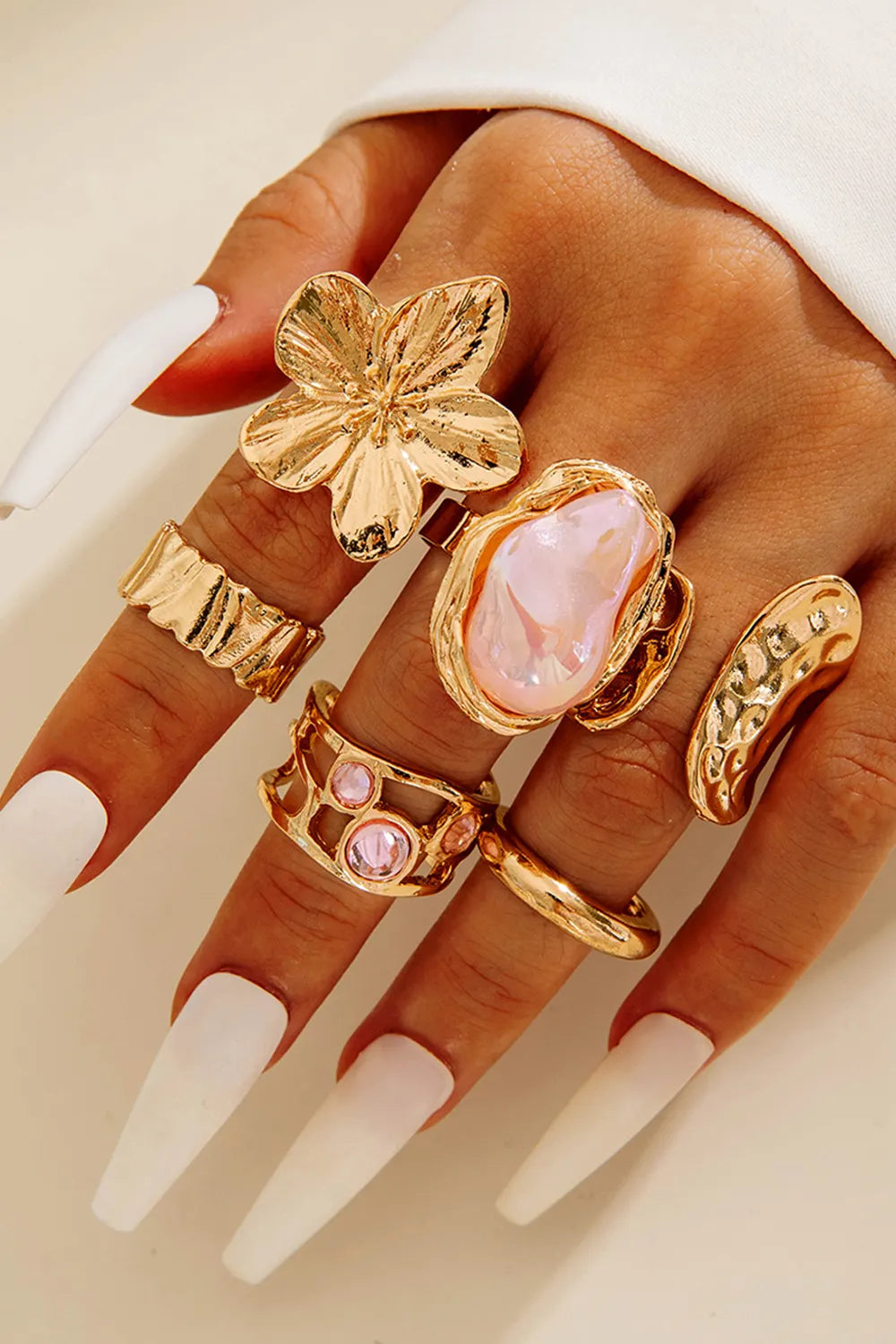 Fashionable Rhinestone Baroque Pearl Glazed Geometric Rings Set