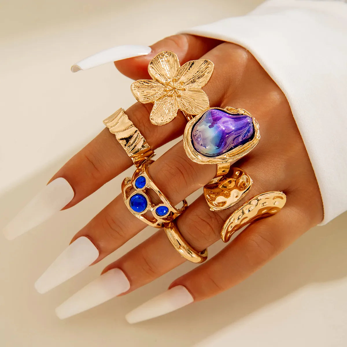 Fashionable Rhinestone Baroque Pearl Glazed Geometric Rings Set