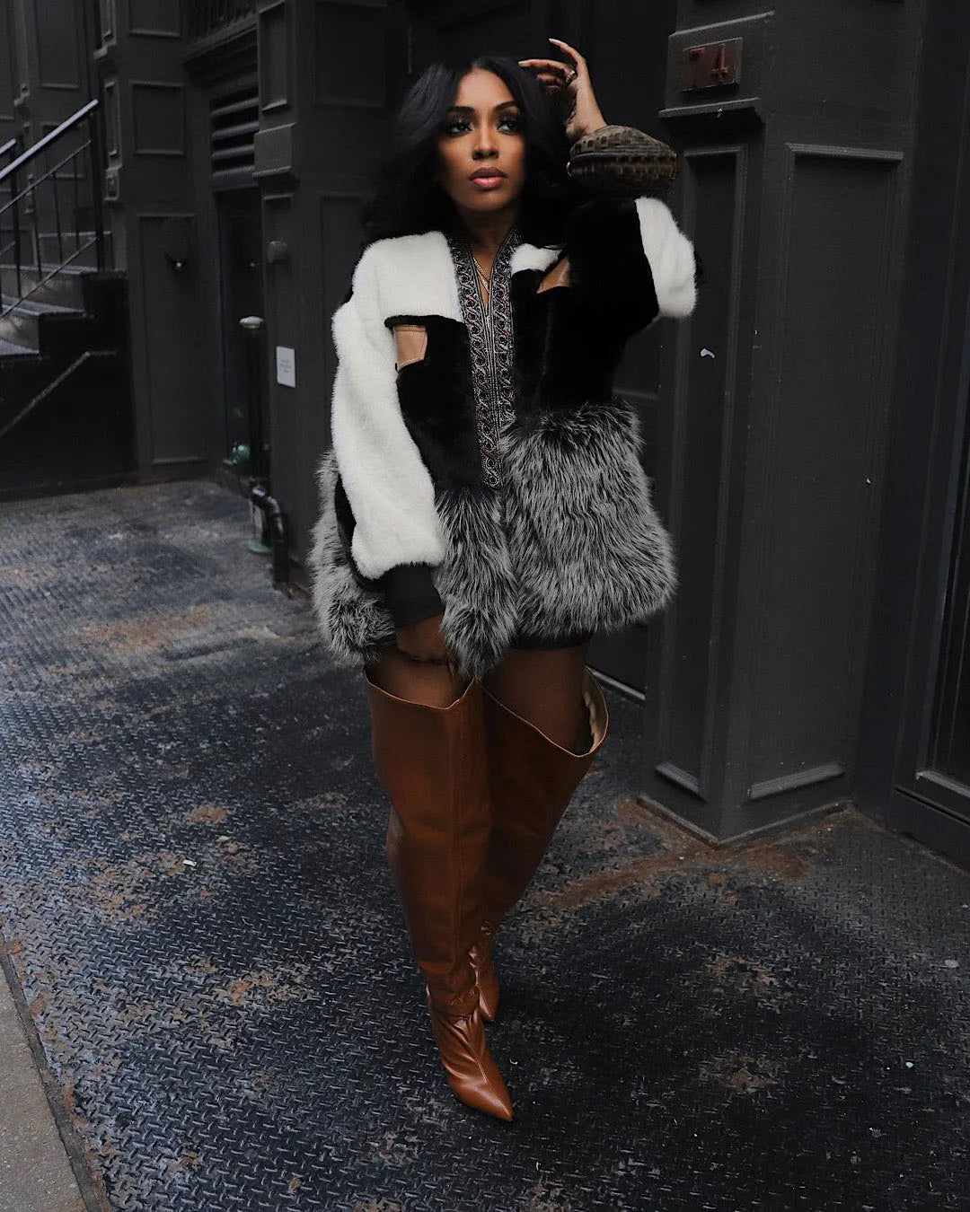 Colorblock Fuzzy Faux Fur Patchwork Long Sleeve Jacket-Black
